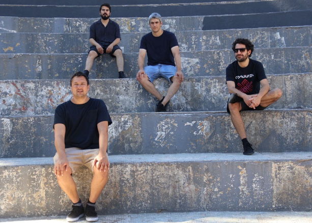 Un disco de punk, sátira y rabia contenida: Los Brandon Marlos publican «¿Qué pasó?»