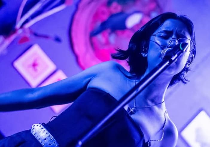 Idea Blanco tiñó con sus propios colores el SurPop Fest