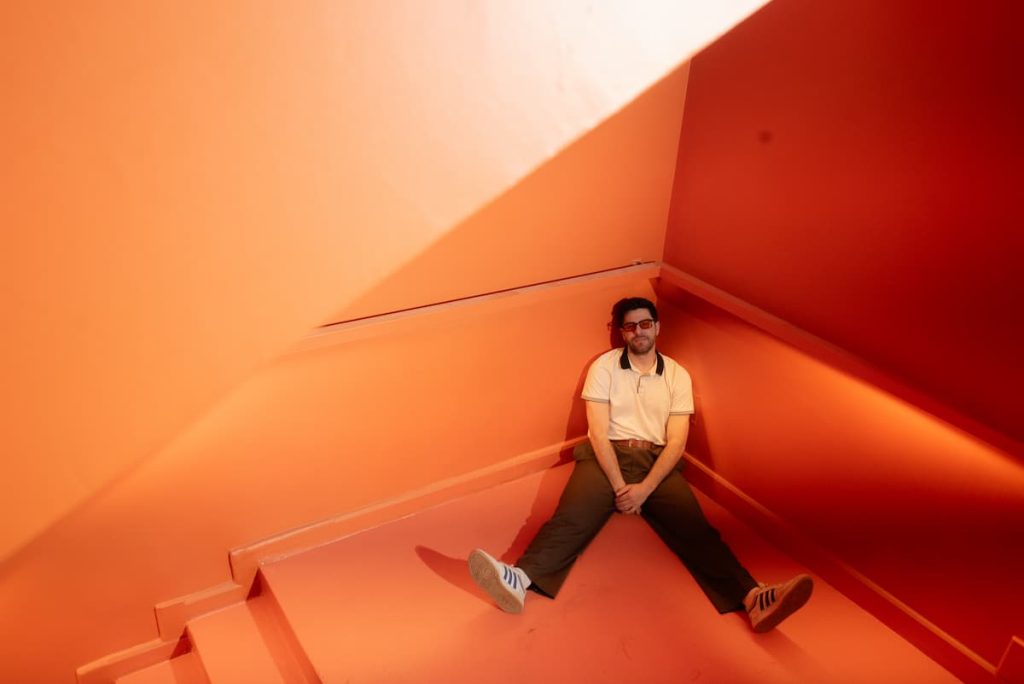 Reinvención musical: el sonido de pau se reconfigura con «Discoteque»