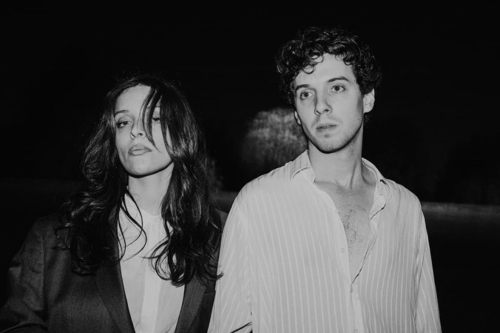 Gira «Filosa» traerá a Francis Amante a Bandera 1001 en Concepción