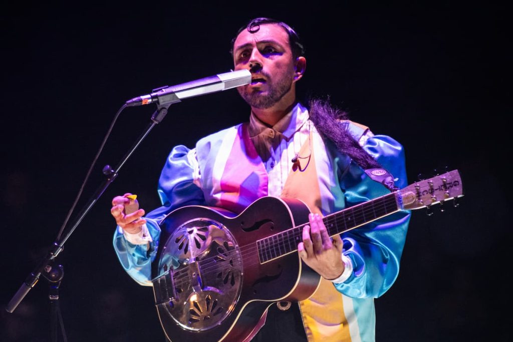 Ineino y sus amistades en el Teatro Biobío